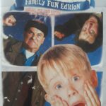 Home Alone (Family Fun Edition) (Bilingual)